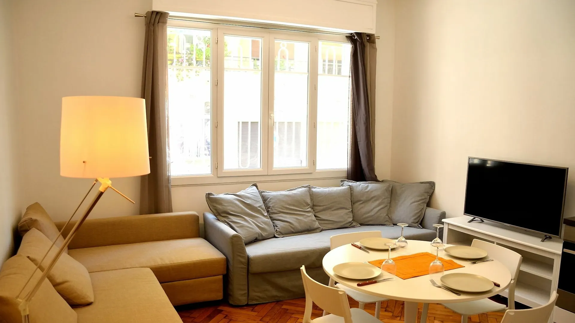 Ladybird Apartment Nice